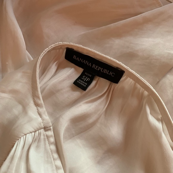 Banana Republic pearly blouse - Picture 4 of 4